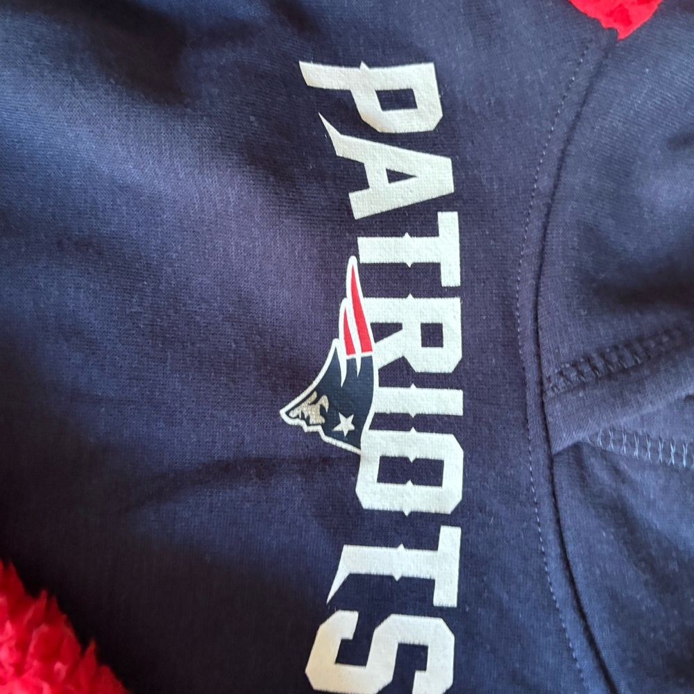 NFL Patriots Hoodie with Red and Black - Picture 2 of 5